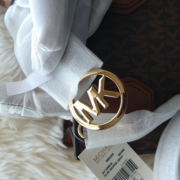 👜 Michael Kors Mercer X-small Brown Signature Crossbody NWT👜 - Picture 10 of 11